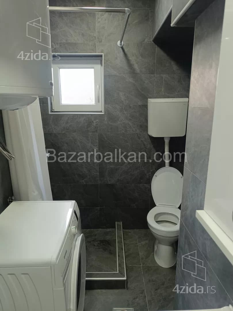 Mobilyalı bir tek odalı daire/stüdyo kiralanıyor, 28 m², tek bir kişi veya çift için uygun. - 2
