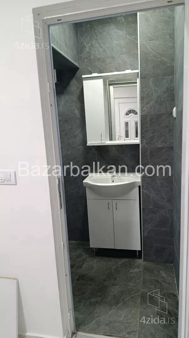 Mobilyalı bir tek odalı daire/stüdyo kiralanıyor, 28 m², tek bir kişi veya çift için uygun. - 3