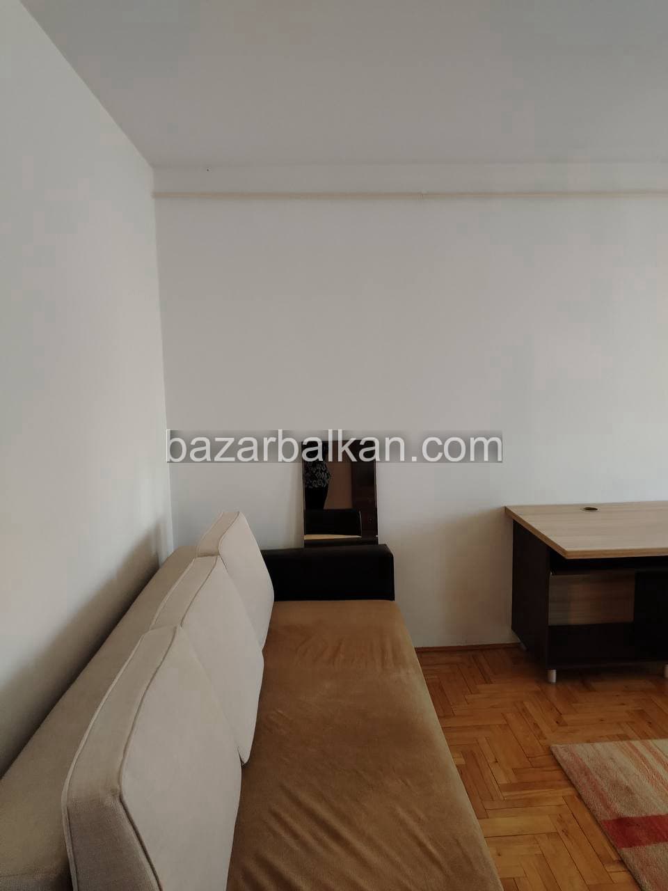 Borča 3'te Kiralık Konforlu 1+1 Daire - 2
