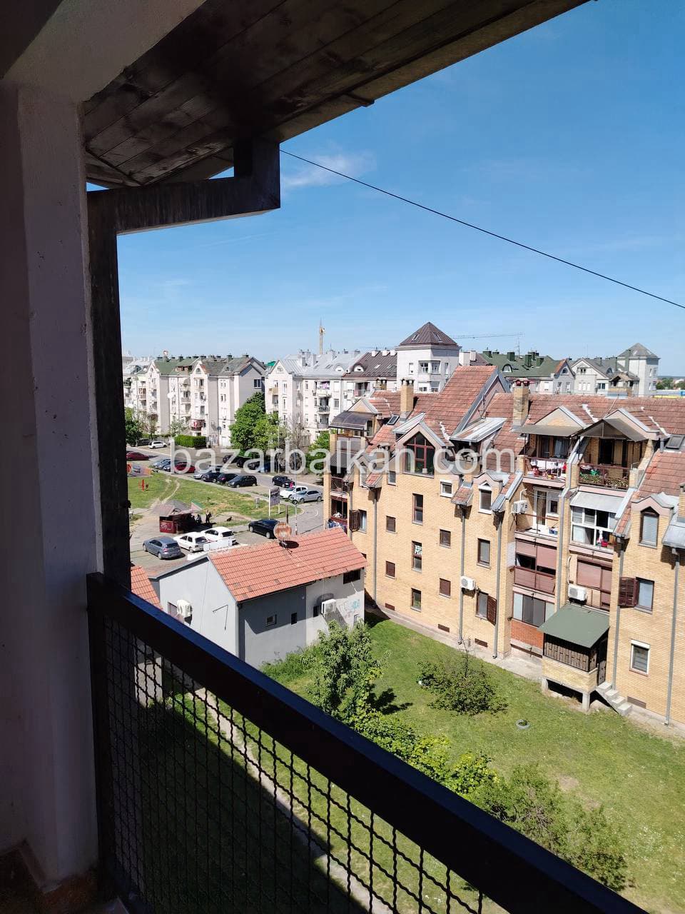 Borča 3'te Kiralık Konforlu 1+1 Daire - 9