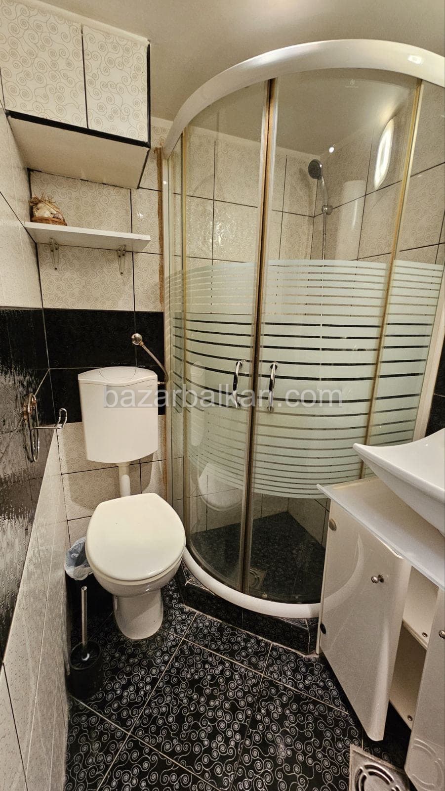 MERKEZ’DE SKADARLIJA BÖLGESİNDE 1+1 - 8